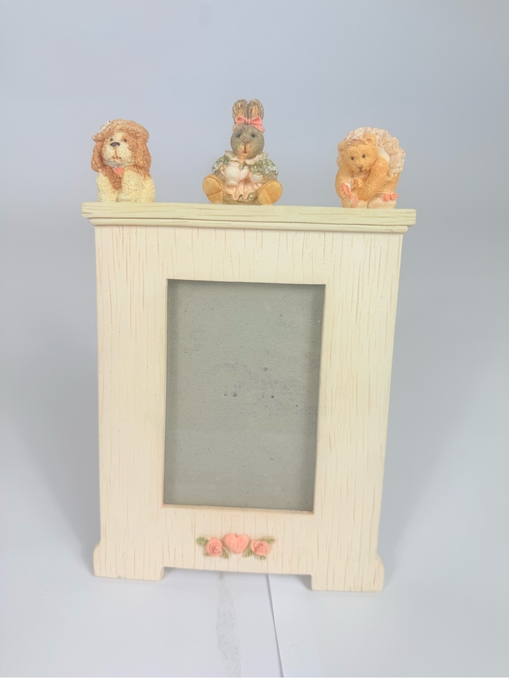 Snuggle Buddies Figi Picture Frame Pink Heart Wood Look Dog Rabbit Bear
